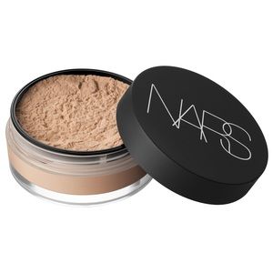 Nars Soft Velvet Loose Powder (heat)